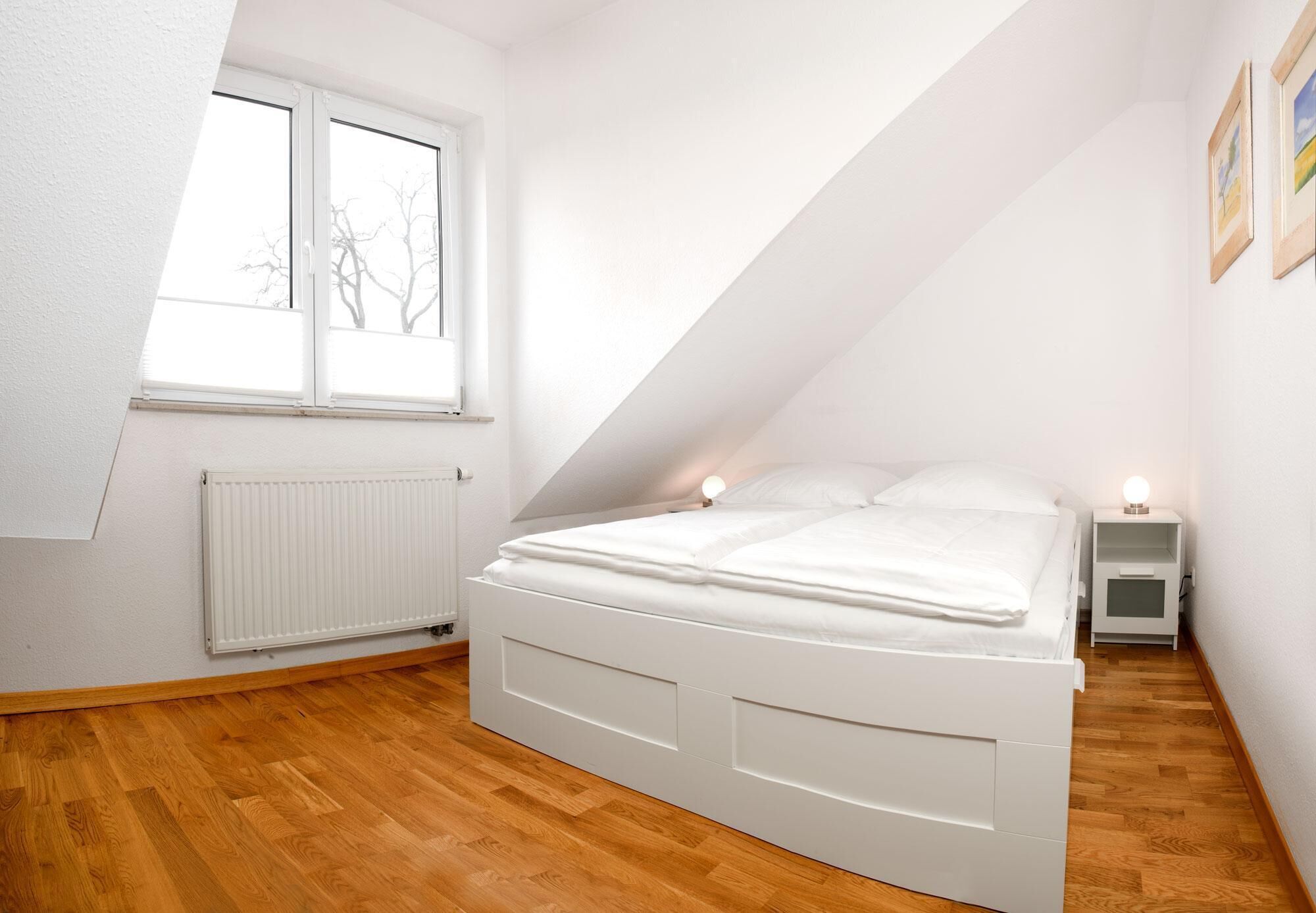 3 bedrooms, travel cot, free WiFi