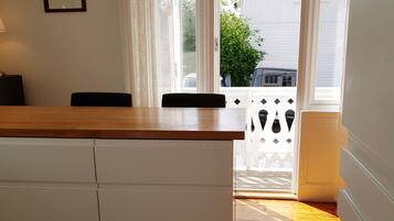 House | Private kitchen | Fridge, oven, stovetop, dishwasher