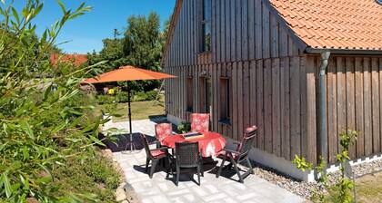 Haus Achtern Kickelbarch - Newly renovated holiday home in an old building, loca