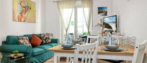 TV, DVD player, books, stereo