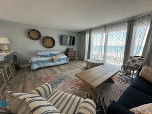 1 bedroom, iron/ironing board, free Internet, bed sheets