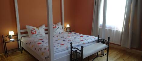 2 habitaciones, wifi y ropa de cama