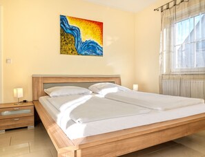 2 chambres, lit parapluie, Wi-Fi gratuit