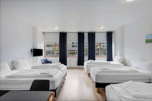 WiFi, bed sheets