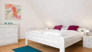 1 Schlafzimmer, Bügeleisen/Bügelbrett, Reisekinderbett, kostenloses WLAN