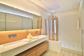 Luxury Condo, 3 Bedrooms | Bathroom sink - Anchor House (Simpson Bay)