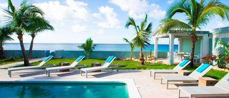 Alberca al aire libre