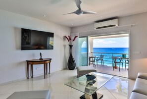 Appartamento Luxury, 3 camere da letto | Area soggiorno | TV