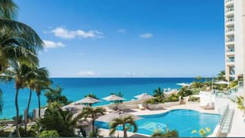 Private beach, white sand, beach umbrellas, beach towels