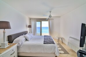 Villa, 2 chambres | Lit parapluie, draps fournis