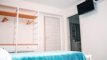 Camera Deluxe con letto matrimoniale o 2 letti singoli (Vespucci) | Una scrivania, insonorizzazione, Wi-Fi gratuito, lenzuola