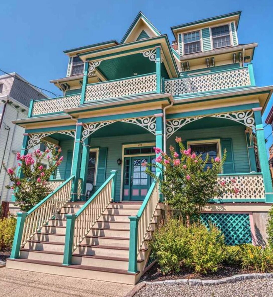 Beautiful house with ocean views!