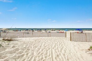 Beach nearby - GULFVIEW TOWNHOUSE, UPDATED DECOR, CLOSE TO EVERYTHING (Gulf Shores)