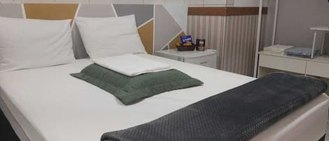 1 bedroom, hypo-allergenic bedding, individually decorated, desk