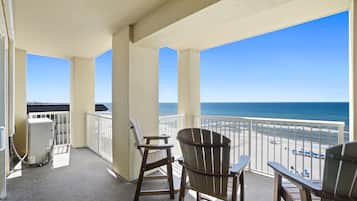 Condo, 3 Bedrooms, Ocean View, Beachfront (1-709) | Balcony