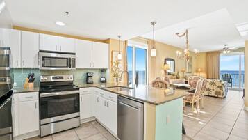 公寓客房, 3 間臥室, 海景, 海濱 (1-1109) | 私人廚房 | 大型雪櫃/冰箱、微波爐、焗爐、爐具