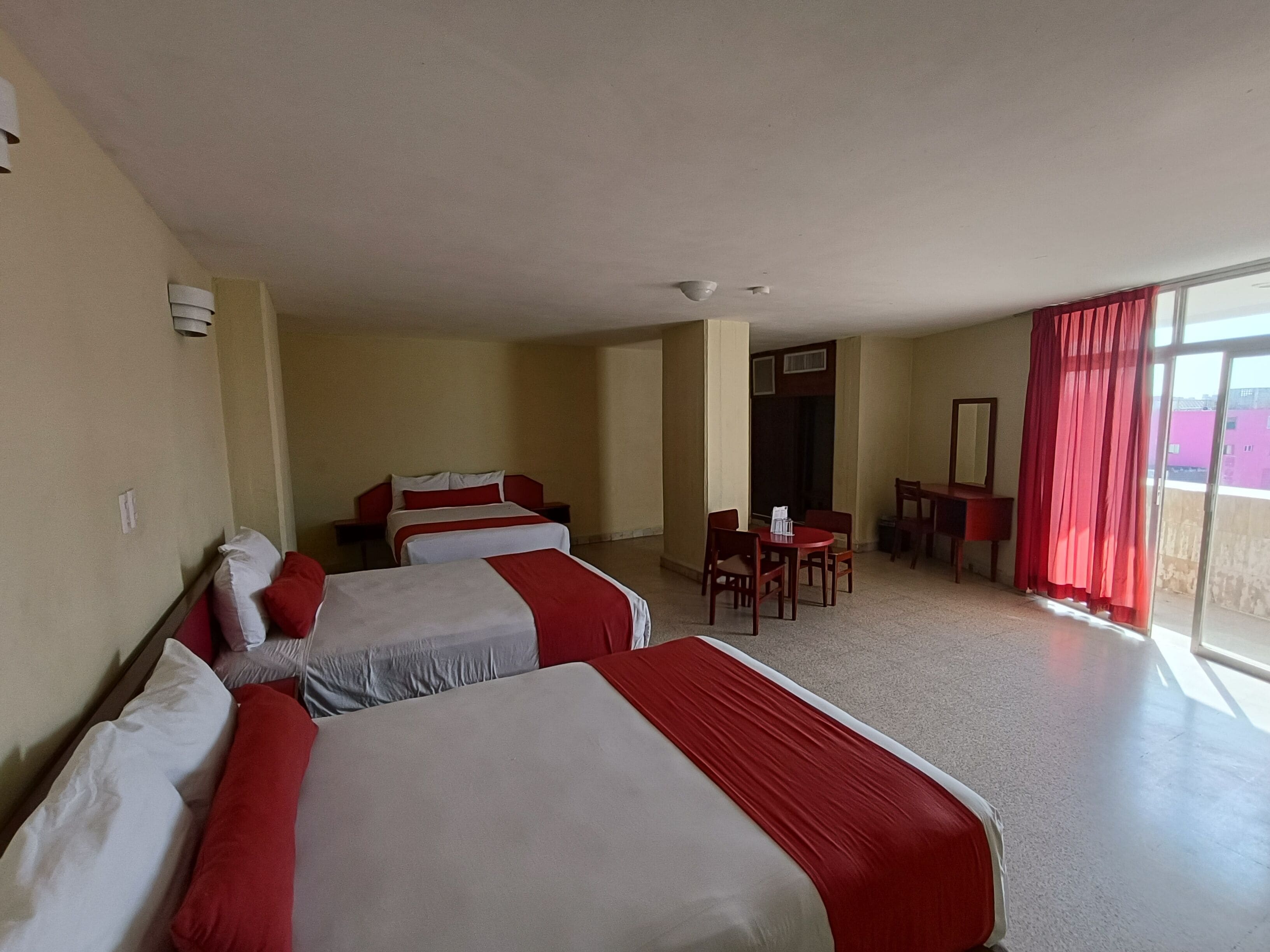 Wifi gratis y ropa de cama 