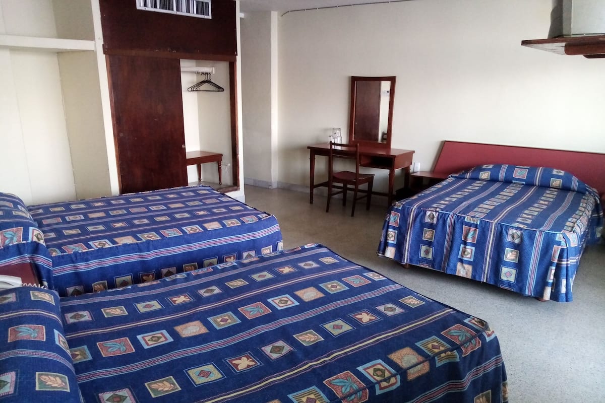 Standard Triple Room, Multiple Beds | Free WiFi, bed sheets