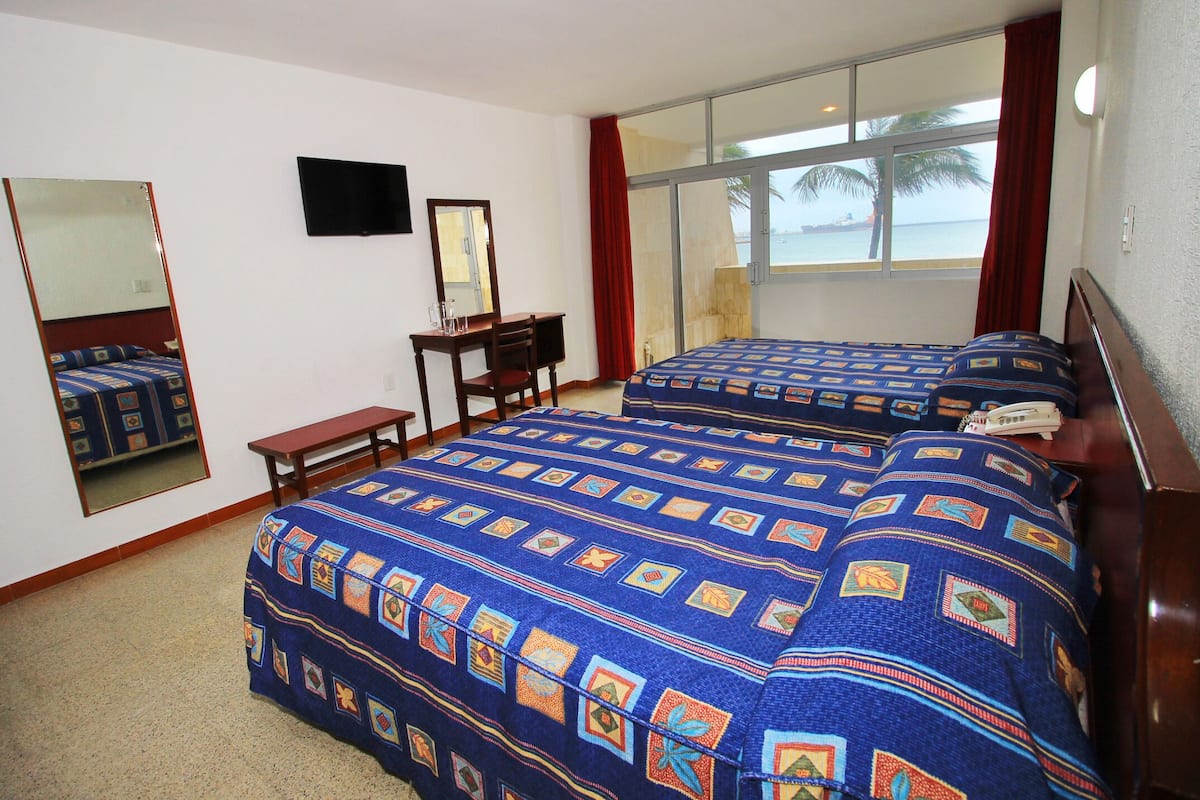 Superior-Doppelzimmer, 2 Doppelbetten