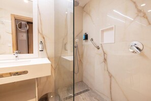 Bathroom - Gold Arcos (Benidorm)