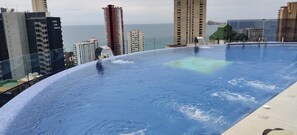 Outdoor pool - Gold Arcos (Benidorm)