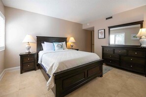 2 bedrooms, iron/ironing board, WiFi, bed sheets - 2122 Beachwood Villa (Fernandina Beach)