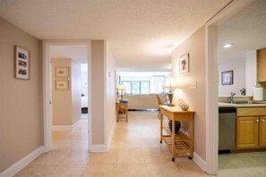 Interior - 2122 Beachwood Villa (Fernandina Beach)