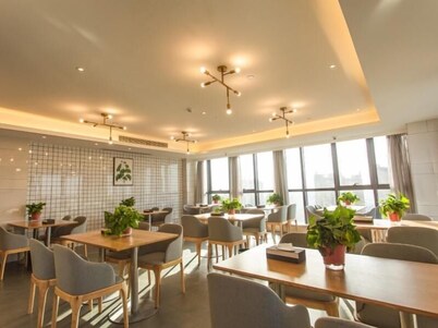 Greettree Inn Jieshou Renmin Road Guozhen Plaza
