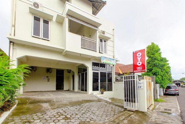 Exterior - OYO 3083 D Kost 3 Syariah (Yogyakarta)