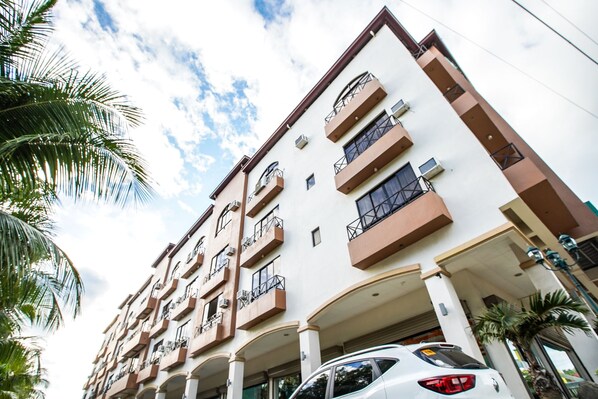 Exterior - OYO 236 Hotel Edmundo (Pototan)