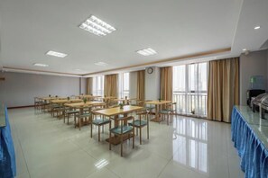Restaurant - GreenTree Inn Jiangsu Yancheng North Bus Station Bolian Plaza Business Hotel (Yancheng)