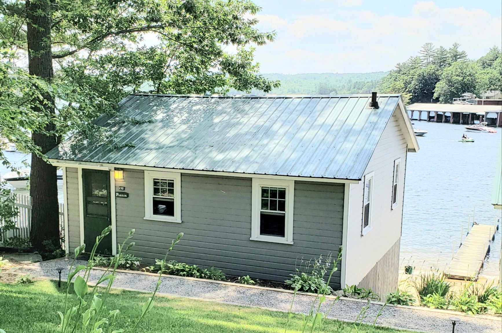 Parker Lakeside Cottage Steps to Pristine Sandy Beach!
