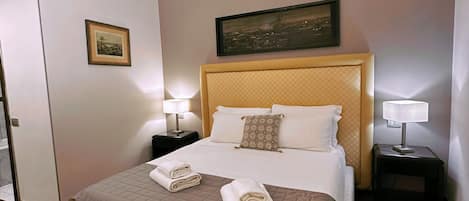 In-room safe, desk, free WiFi, bed sheets