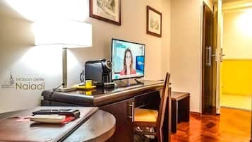 Caja de seguridad en la habitación, escritorio y wifi gratis
