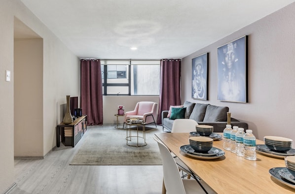 Living room - Pomona Apartments by Daju (Mexico City)