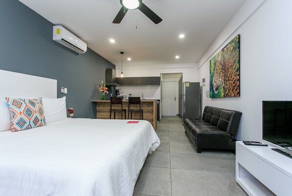 1 bedroom, in-room safe, WiFi, bed sheets - Studio for 3 people with kitchenette (Playa del Carmen)