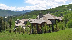 House | Exterior - Hummingbird A-102 (Avon)