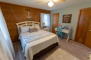 3 Schlafzimmer, Schreibtisch, kostenloses WLAN, Bettwäsche