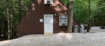 Chalet with Hot Tub & Pet Friendly