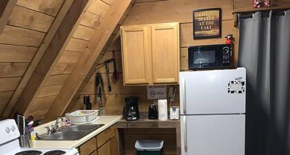 Chalet with Hot Tub & Pet Friendly