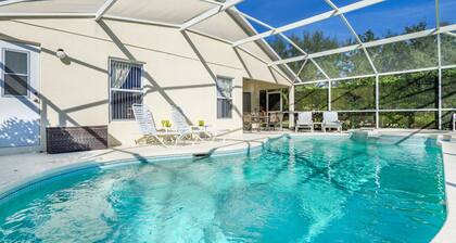 Lovely 4 bed 3 bath villa-corner plot-south east facing pool-no rear neighbours