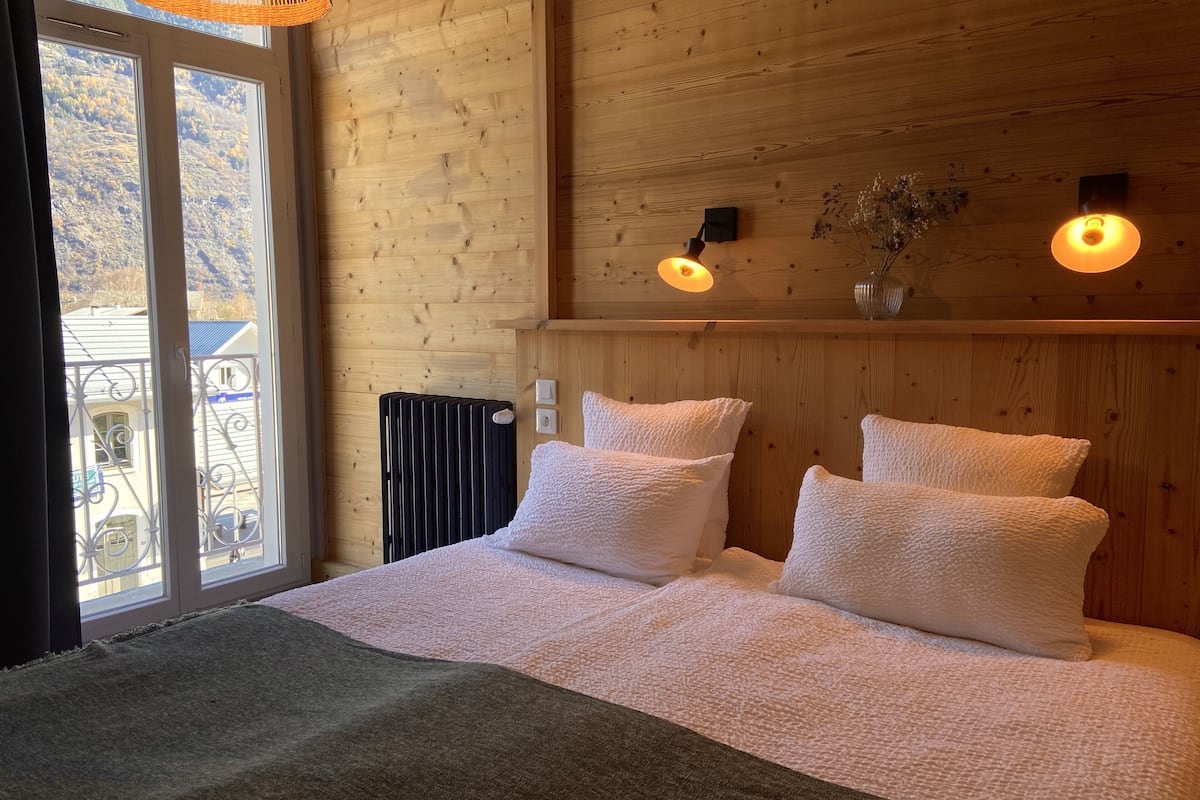 double room | 1 bedroom, soundproofing, free wifi, bed sheets