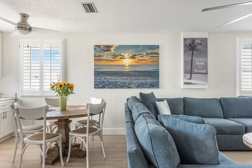Waterfront Getaway, a Boating Paradise