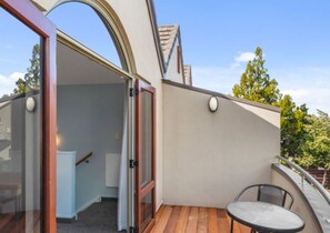 Property grounds - Central on Tui - Taupo Central Holiday Unit (Taupo Central)