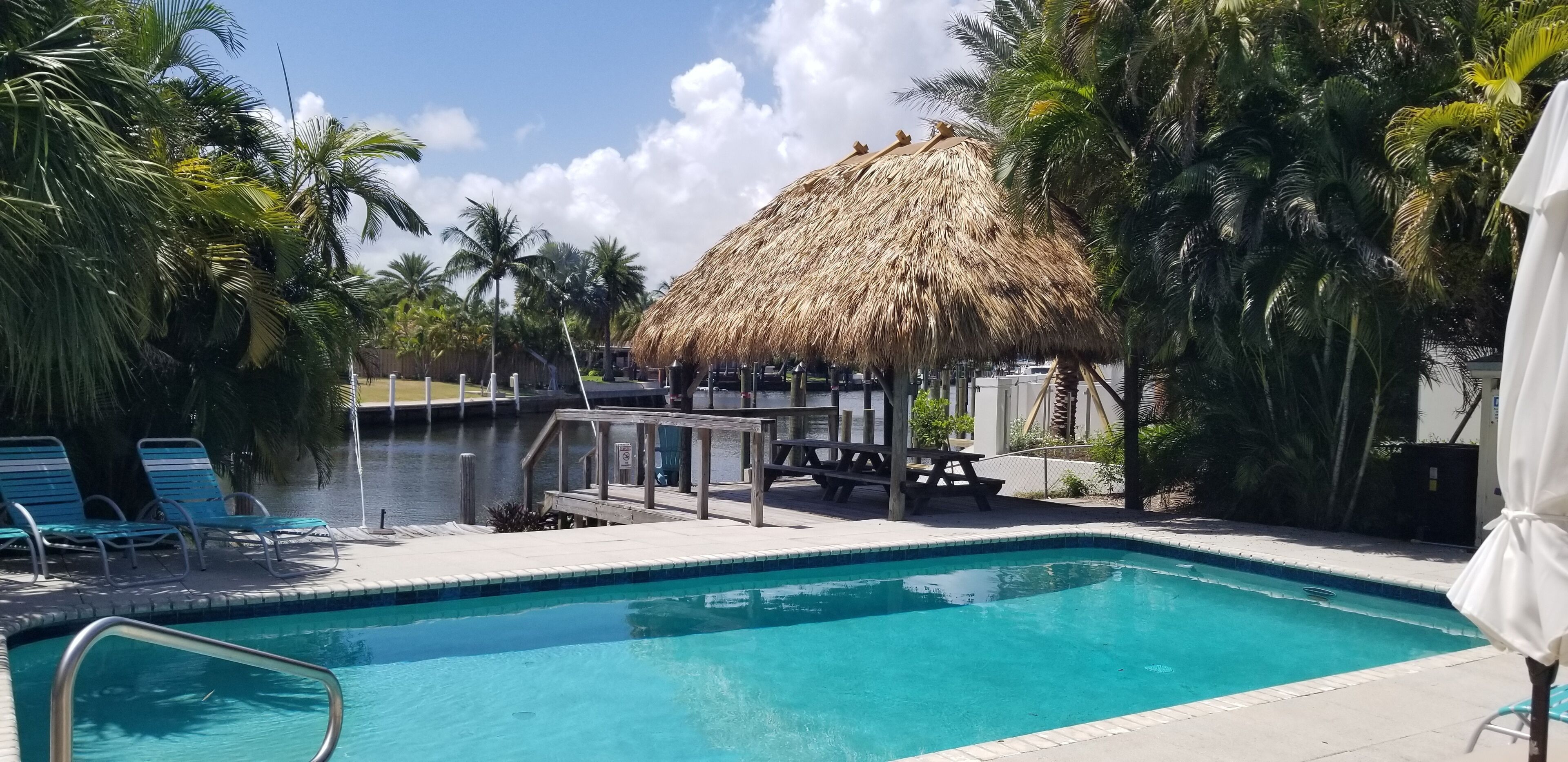 Ulkouima-allas, lämmitetty uima-allas