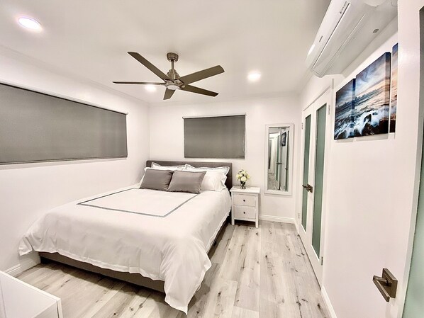 2 chambres, fer et planche à repasser, lit parapluie, Wi-Fi