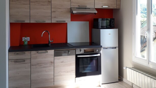 Private kitchen - Holiday cottage for two. (Arpajon-sur-Cère)