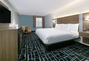 办公桌、熨斗/熨衣板、折叠床/加床（额外收费）、免费 WiFi