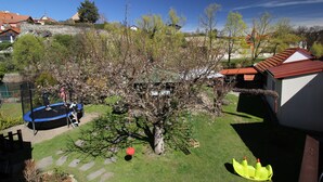 Garden view - Pension Adel (Cesky Krumlov)