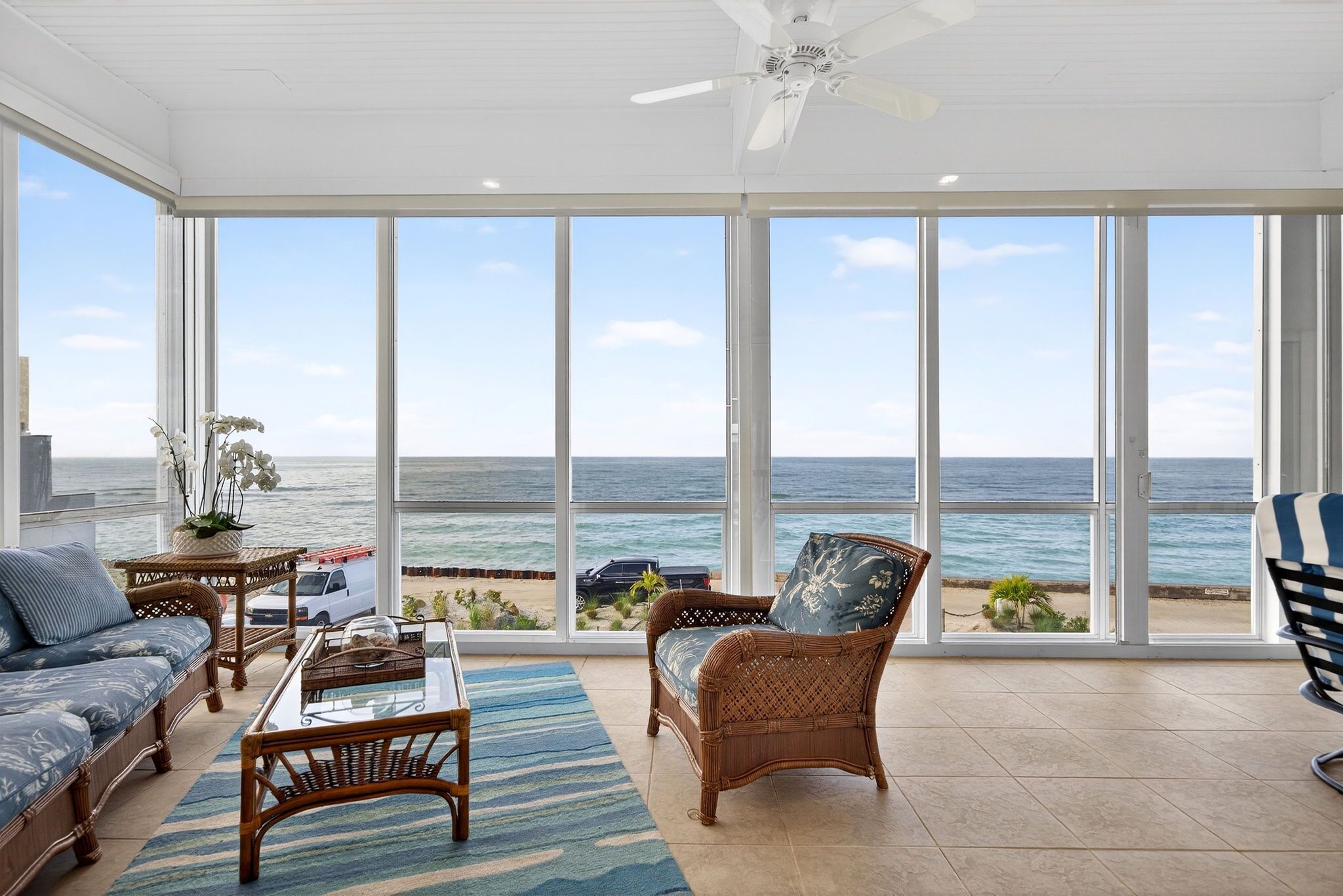 TV, fireplace, DVD player, books